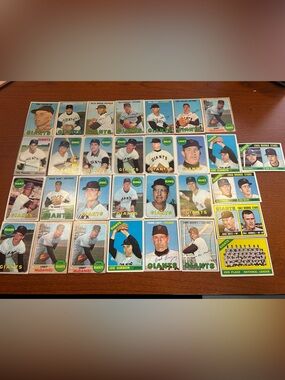 Topps Major League 1960’s San Francisco Giants Baseball Cards (30 Cards)